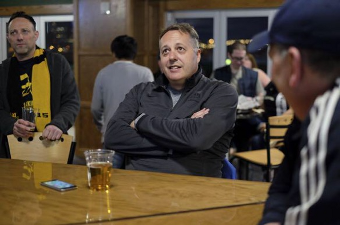 2015: President of Pittsburgh Riverhounds (USL) ... watching them on TV in the bar at Highmark Stadium, loosing away at St Louis FC, with minutes left. Salvaged a 1-1 draw. Houdini would have been proud. Can't remember who scored for us; know he didn't the rest of the season. Lovely fella though, and took some time off during the season, claiming he was having mental issues. Seriously! Was good of him to spare the fans having to watch him. I recall he showed up for pre-season a good 10 pounds overweight, seemed to always have the nosebag on ... never saw a pie he didn't eat. Eventually released, mutual parting of ways.